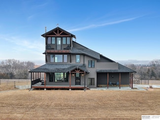 1015 East Rd, Palmyra, NE 68418