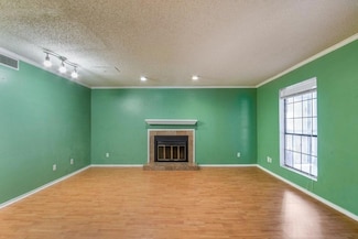 2401 Leon St Unit 105, Austin, TX 78705