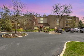 5645 Green Circle Dr Unit 110, Minnetonka, MN 55343