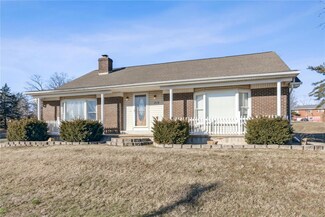 219 Cypress St, Park Hills, MO 63601