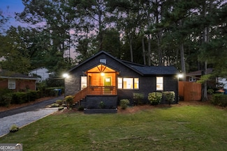 2720 Hedgewood Dr NW, Atlanta, GA 30311