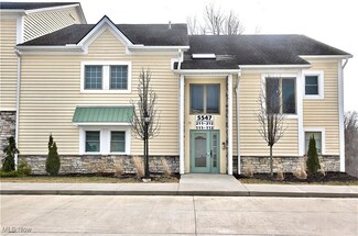 5547 Beavercrest Dr Unit 111, Lorain, OH 44053