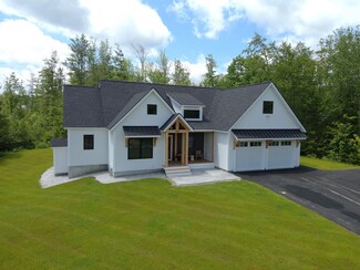 458 Blane Cir Unit 43, Pembroke, NH 03275