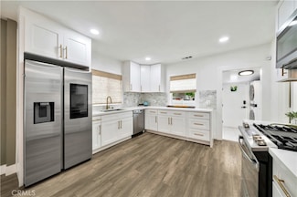 1026 W 3rd St, Santa Ana, CA 92703