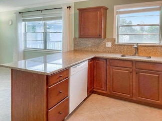 144 Canterbury E Unit F, West Palm Beach, FL 33417