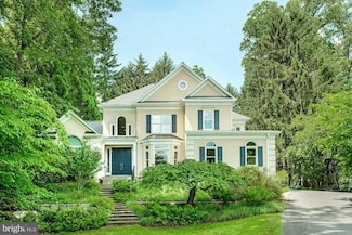 6698 Glenbrook Rd, Chevy Chase, MD 20815