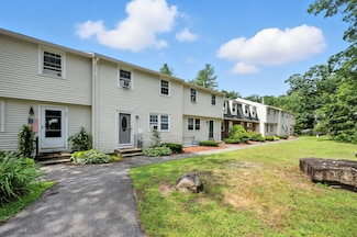 41 Olde Country Village Rd Unit 41, Londonderry, NH 03053