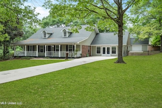 18401 Dogwood Ln, Saucier, MS 39574