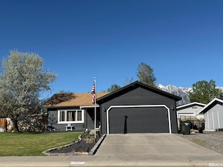 737 Hornet Dr, Gardnerville, NV 89460