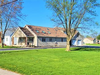 407 N Newton St, Goodland, IN 47948
