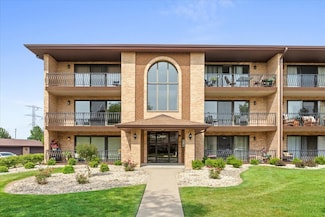 16001 Eagle Ridge Dr Unit 2N, Tinley Park, IL 60477