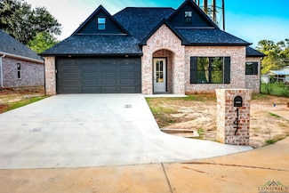 147 Hillcrest Dr, Liberty City, TX 75647
