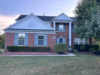 3028 Greenwich Ct, Canton, MI 48188