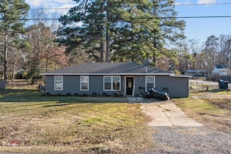301 Larkin St, Benton, LA 71006
