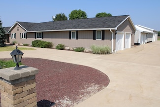 7680 S Warner Ave, Fremont, MI 49412
