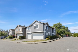 9904 27th Dr SE Unit 8, Everett, WA 98208