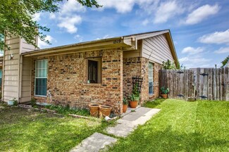 1519 Butterfield Dr, Mesquite, TX 75150