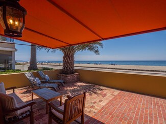 431 Beach Dr, Aptos, CA 95003