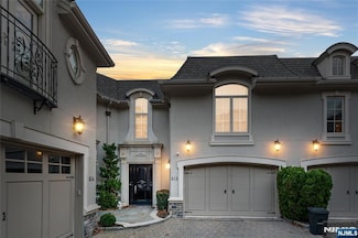 613 Bellaire Dr, Demarest, NJ 07627