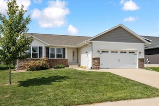 1105 Franklin Dr, North Liberty, IA 52317