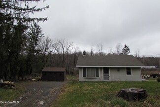 745 Cape St, Lee, MA 01238