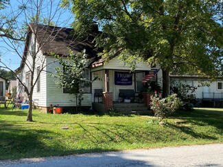 134 College Ave, Licking, MO 65542