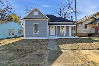 604 E Morton St, Denison, TX 75021