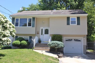 6A Mercer Ave, Port Monmouth, NJ 07758