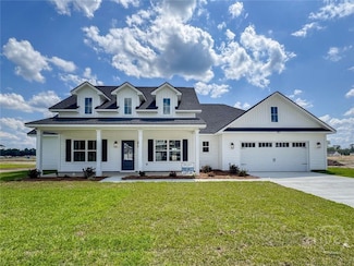 953 Stone Ct, Midway, GA 31320