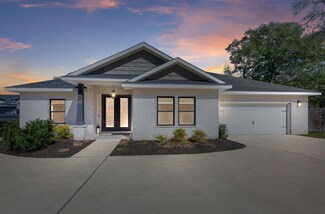 42 Marlborough Rd, Shalimar, FL 32579