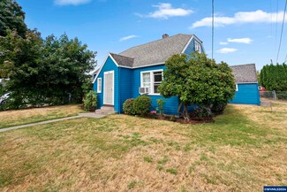 789 Hall St, Woodburn, OR 97071