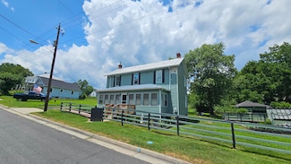 9763 Maury River Rd, Goshen, VA 24439