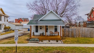 315 S Main St, Fairmount, IN 46928