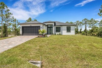 836 Milano Ave S, Lehigh Acres, FL 33974