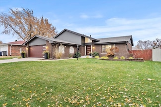 8433 Wheeler Dr, Orland Park, IL 60462