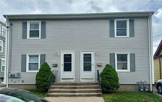 82 Maynard St, Pawtucket, RI 02860