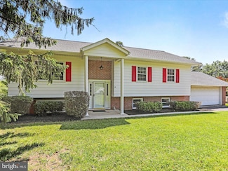 6907 Summerswood Dr, Frederick, MD 21702