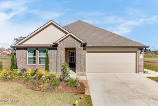 112 Black Pine Dr, Lafayette, LA 70501