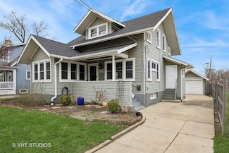 844 Prospect St, Elgin, IL 60120