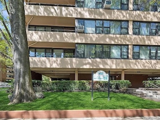 7-24 166th St Unit 7A, Whitestone, NY 11357