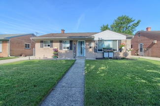 8213 Hillcrest Blvd, Westland, MI 48185