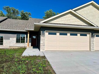 1789 Golf Course Blvd Unit 2, Independence, IA 50644