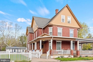 452 Eshelman St, Highspire, PA 17034