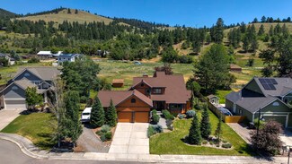 122 Apple House Ln, Missoula, MT 59802