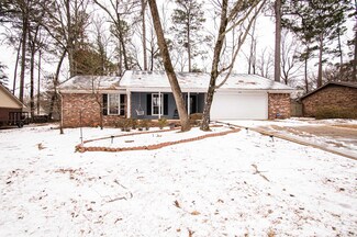 1091 Quapaw St, Camden, AR 71701