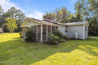 215 Battleground Ave, New Bern, NC 28560