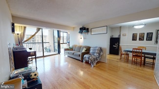 4500 S Four Mile Run Dr Unit 1109, Arlington, VA 22204