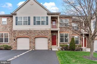 39 Tyler Dr, Feasterville Trevose, PA 19053