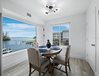 3320 Gulf of Mexico Dr Unit 208C, Longboat Key, FL 34228