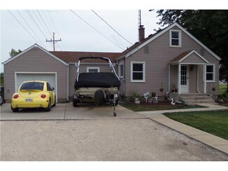 1919 E Royerton Rd, Muncie, IN 47303